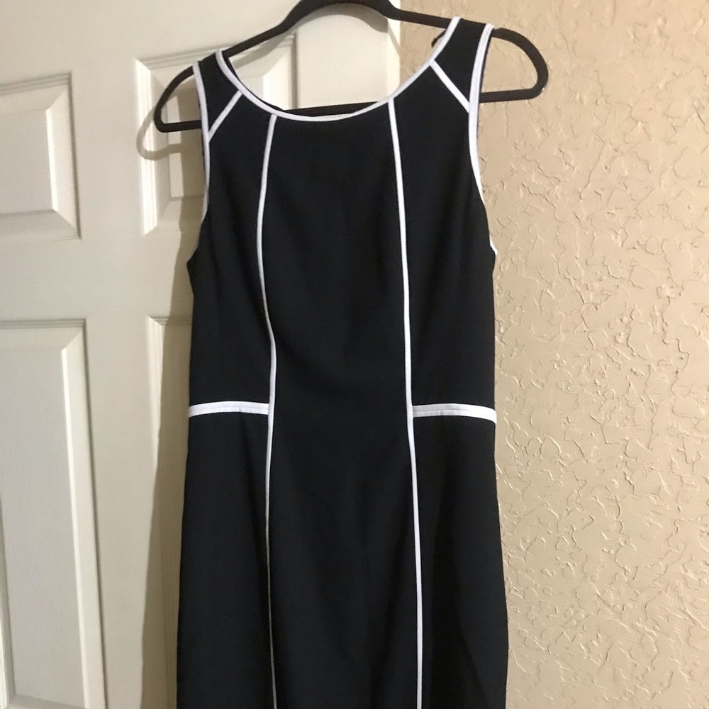 White House Black Market size 10 dress